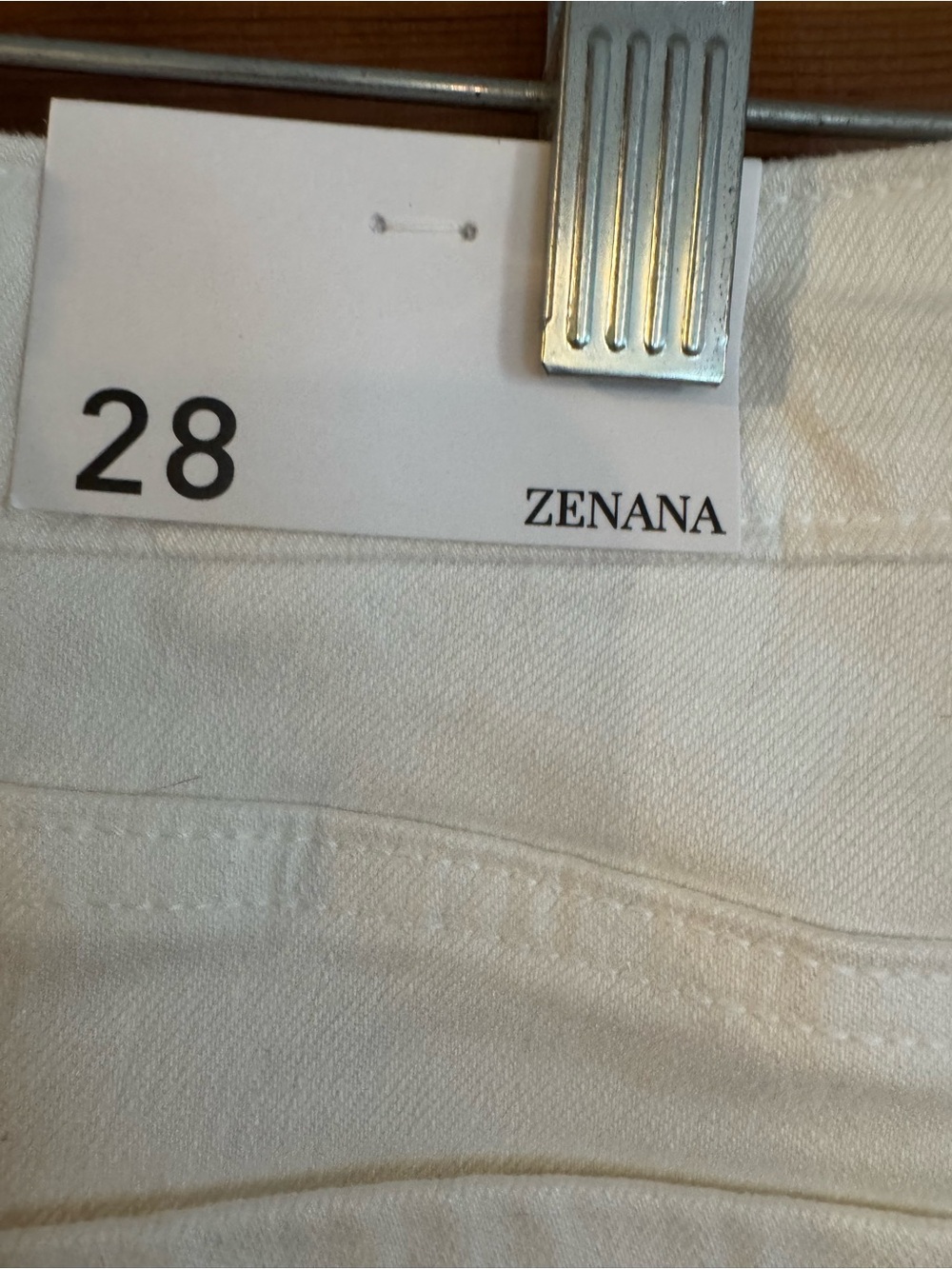 Zenana Outfitters Cream Wide-Leg High Rise Jeans. NWT. Size 28. - Picture 3 of 6